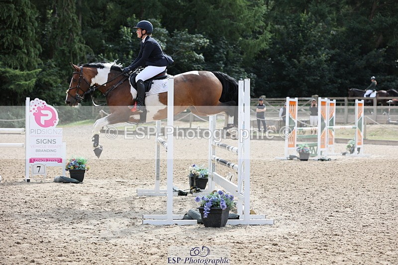 250705A-163255-16086 - Cls 37 1.05m Amateur Quali