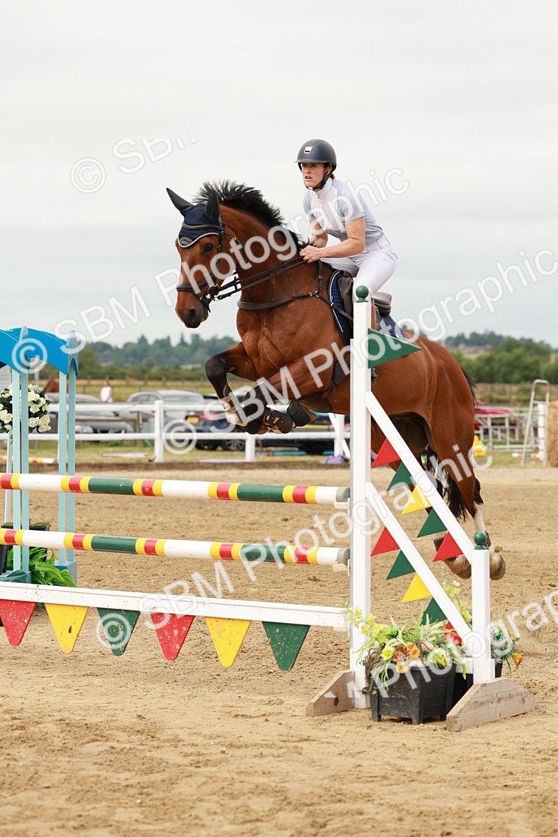 SBM_016843 - Class 20 - Senior Newcomers - 1.10m