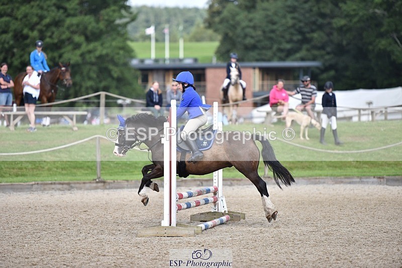 240802-094302-00648 - 60cm Round 1