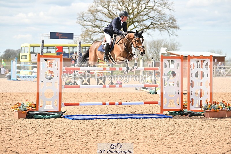 240418A-144143-04485 - Cls 9, 2 Star Big Tour 1.40m