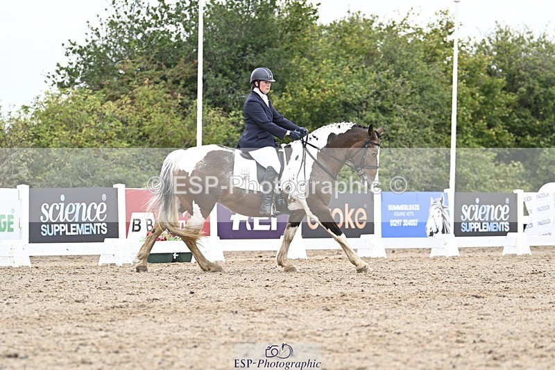 250907-123737-08075 - 080-Rebecca.MorrisSally.XIII