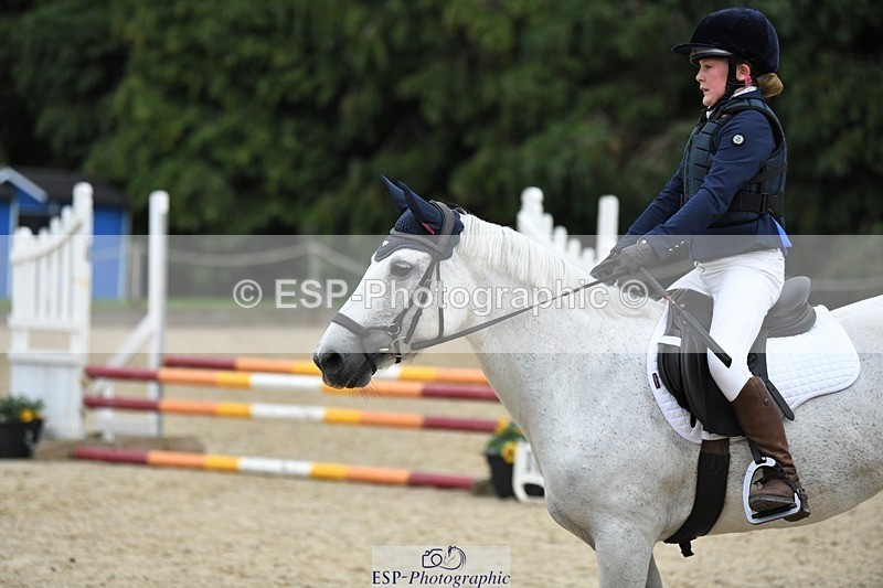 230820-124925-00702 - 70cm - Round 2