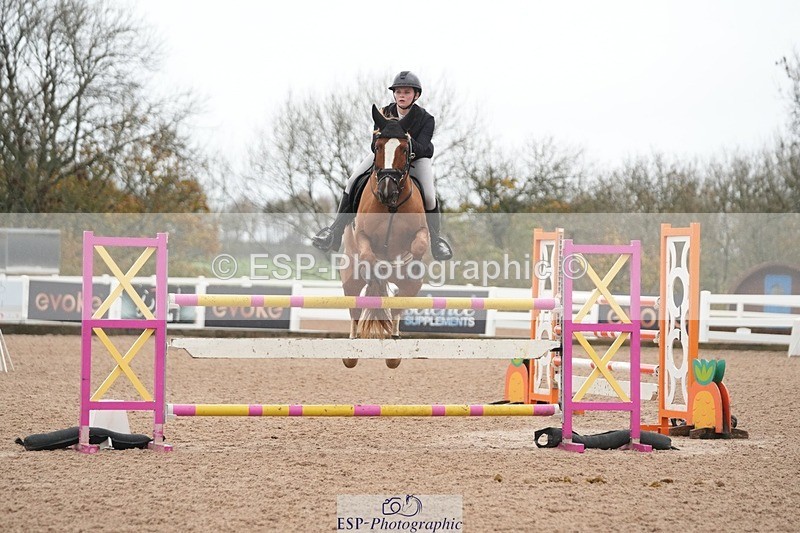 251107-134039-01214 - Cls 6 Foxhunter and 1.20m Open