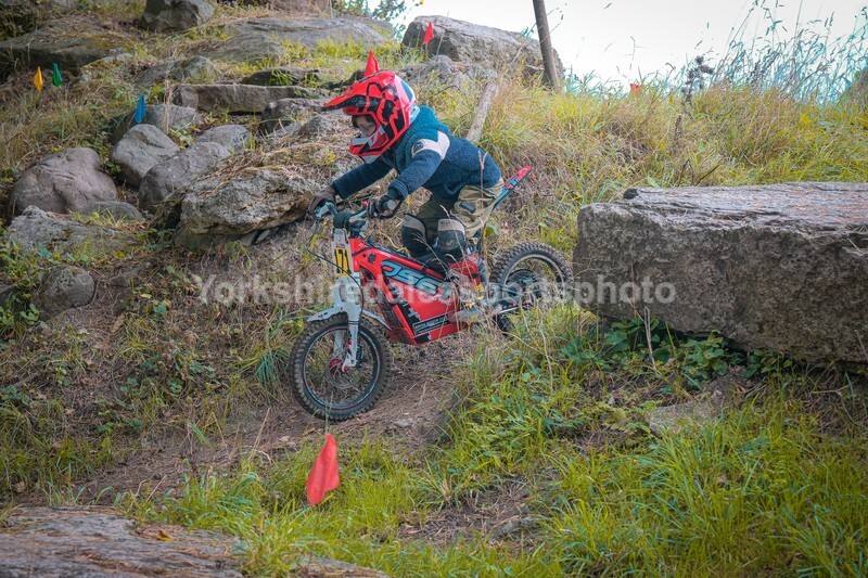 DSCF0201 - Ripon MC Trial 27/09- kids