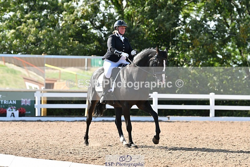 250906-160121-04538 - 057-Joanna.JohnsRockoko