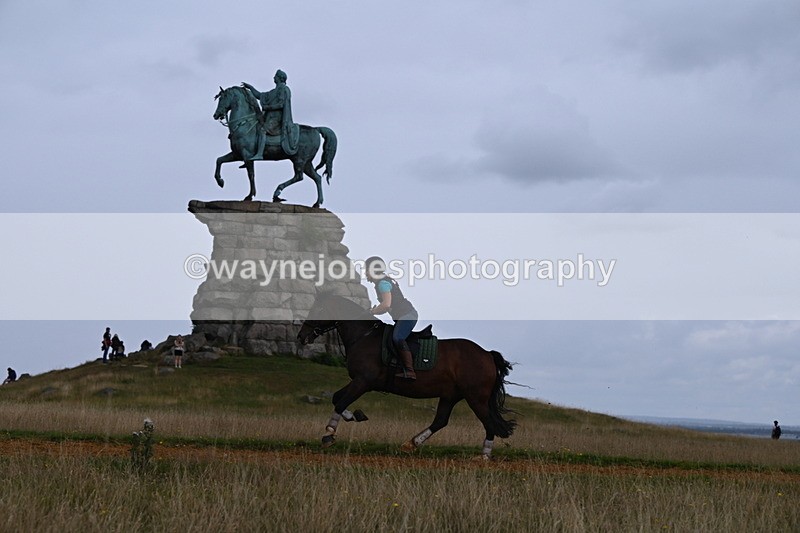 DSC_8242 - Time at Statue 13:52 to 14:33