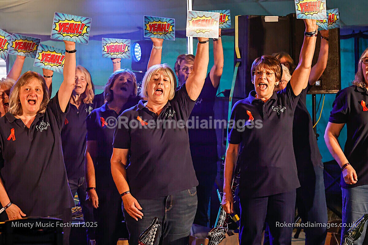 _MGL7594 - MINETY 2025