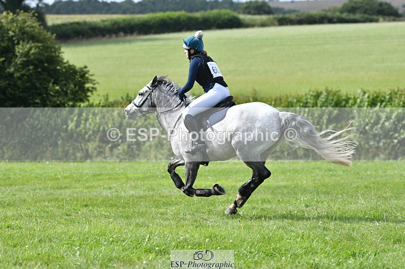 240804-161016-17298 - 662-Phoebe_Annear-THE_RIDGE_CROSS_FESTY