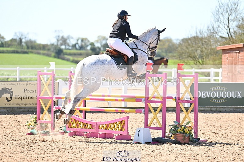 240420A-121419-10770 - Cls 15, 1 Star Bronze Tour 1.15m