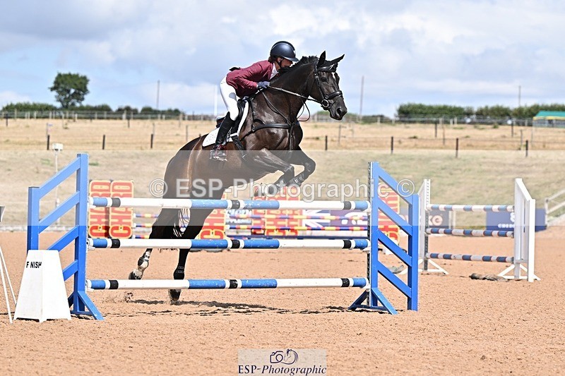 260819-142507-01073 - Cls 6 Foxhunter and 1.20m