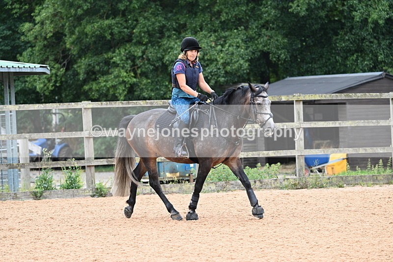 WJ7_7581 - Poles 10:00am