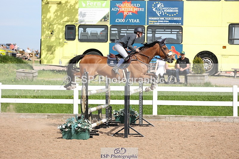 240510A-160019-09042 - Cls 18 1.10m National Am Quali and Open