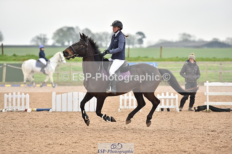 240331A-111236-00654 - 90cm First Round