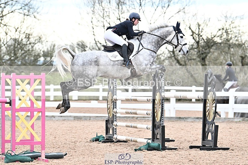 250112-145318-01754 - Cls 21 Foxhunter and 1.20m Open