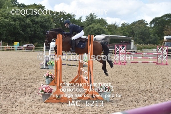 JAC_6213 - CLASS 8 SAT Winter/ Summer 128cm/ Winter/ Summer 138cm