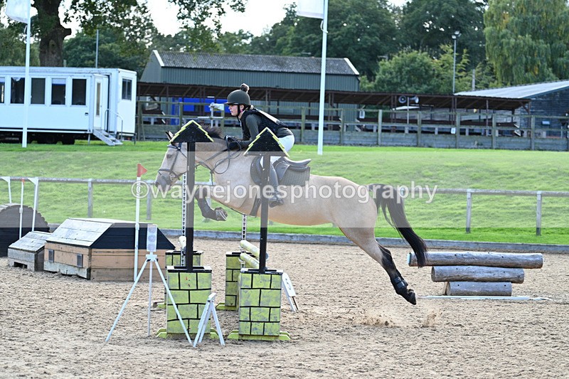 WJ7_5918 - Time 16:18 to 16:39