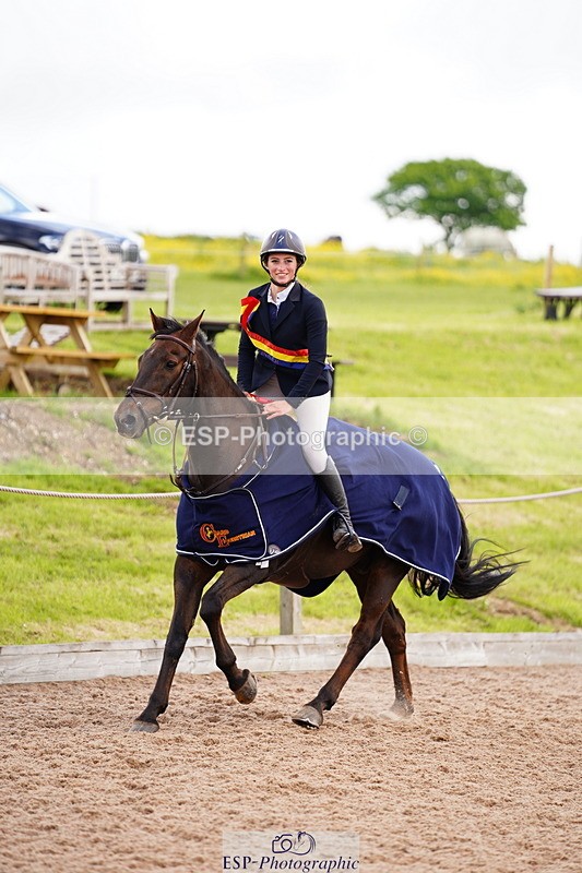 240526A-122838-08083 - Cls 26 Chard Equ 1.05m and 1.10m Grand Prix