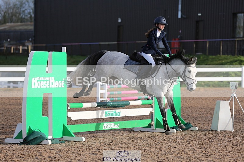 240211A-100249-01705 - Cls 1 Pony Intro 70cm