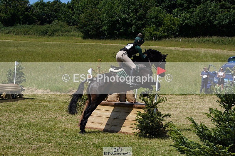 240629X-114734-1745 - 051-Marie_Webber-BENNY'S_DOUBLE_DIAMOND