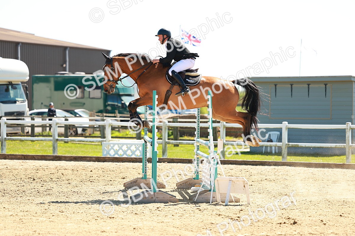 SBM_001469 - Class 4 - Senior Newcomers 1.10m