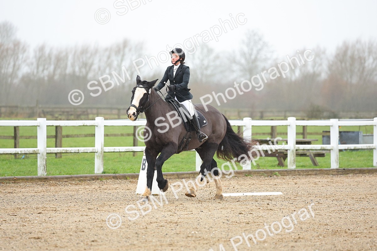 SBM_002949 - Class 6 - Novice 4