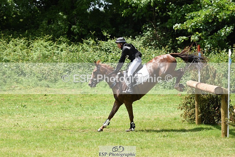 230528-131652-17516 - 409-HENTON_FIRST_LADY-Bundy_Philpott-XC