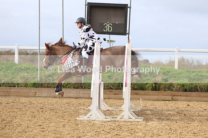 3E7A0151 - Class 5: 85cm