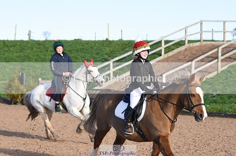 231202A-123748-01506 - Pairs