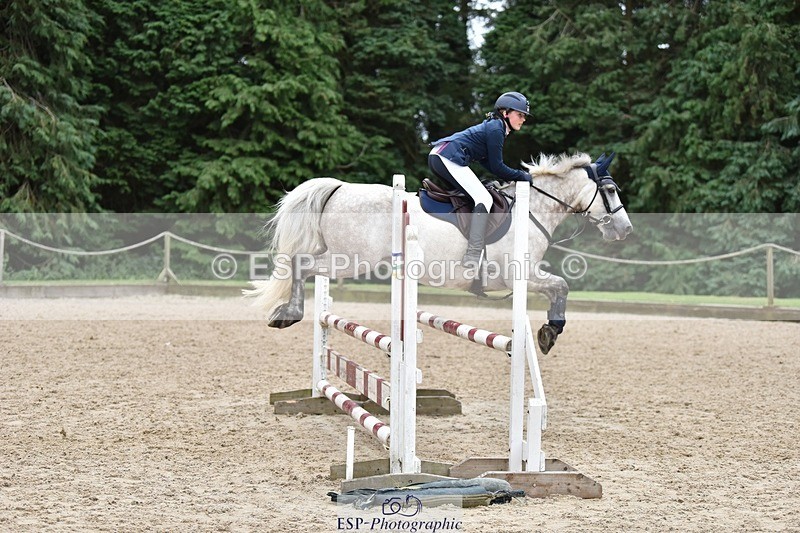 240802-114100-02775 - 90cm Round 1