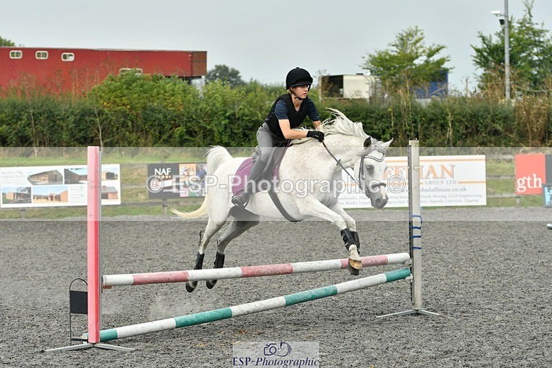 230817-090229-00072 - Theo's 1st Group - Arena