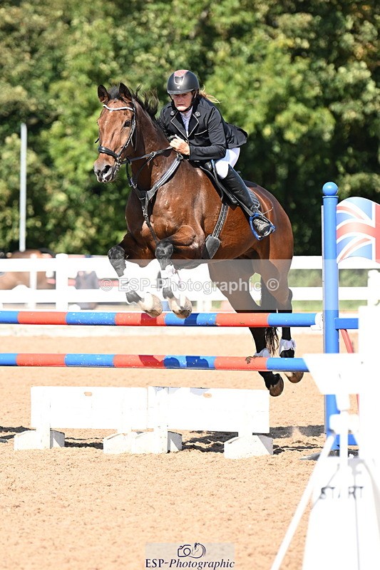 240914A-140732-07540 - Cls 24-S 1.05m Amateur Qualifier