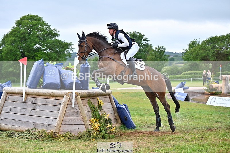 250524A-130711-10800 - B-371-Ben.Perry-FA.KARLA