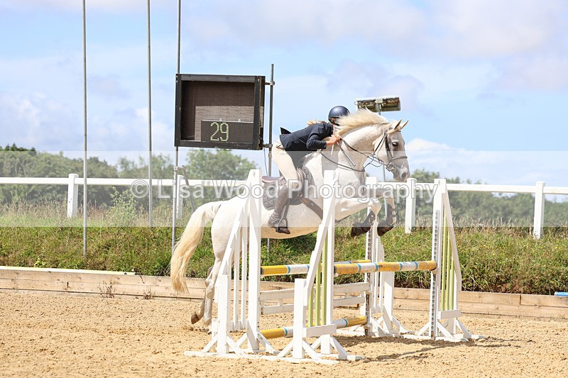 3E7A0358 - Class 9: Senior British Novice/90cm open
