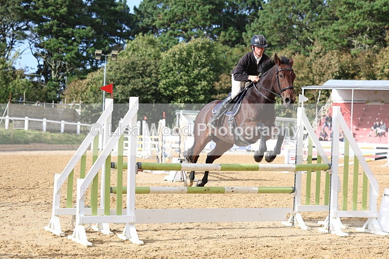 3E7A0588 - Class 13: Senior Newcomers/1.10m open
