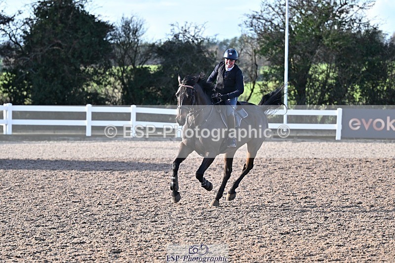 251203-125330-00562 - Cls 4 Newcomers and 1.10m Open