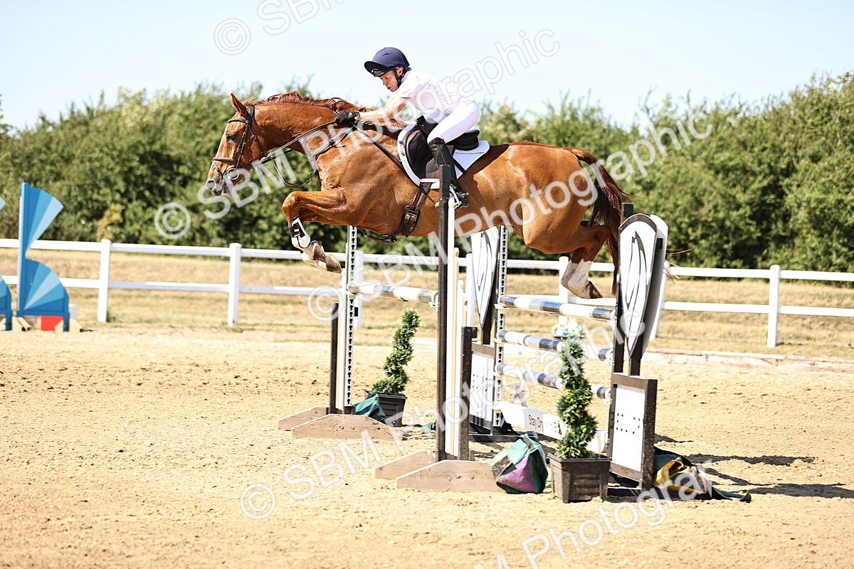SBM_015475 - Class 16 - Senior foxhunter - 1.20m Open