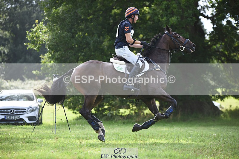 240804-161524-18550 - 611-Max_Forster-FLO_CORMINT