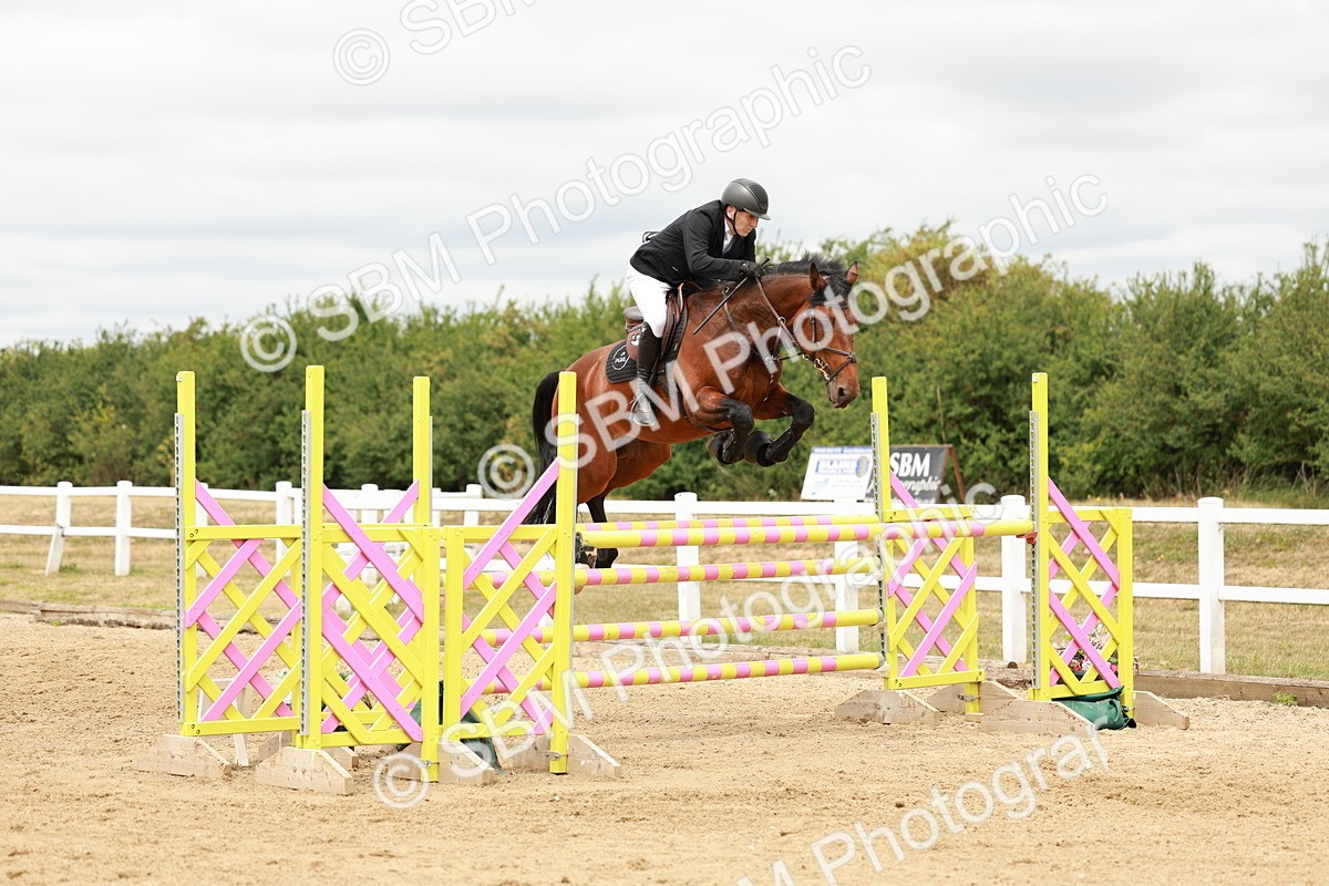 SBM_018156 - Class 21 - Senior Newcomers Championship 2d Rd