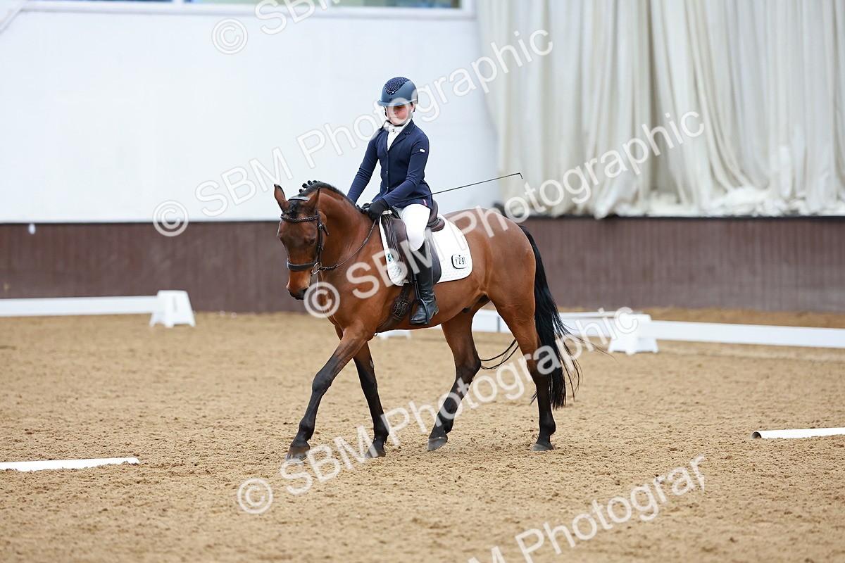 SBM_003246 - Class 11 - Novice 2