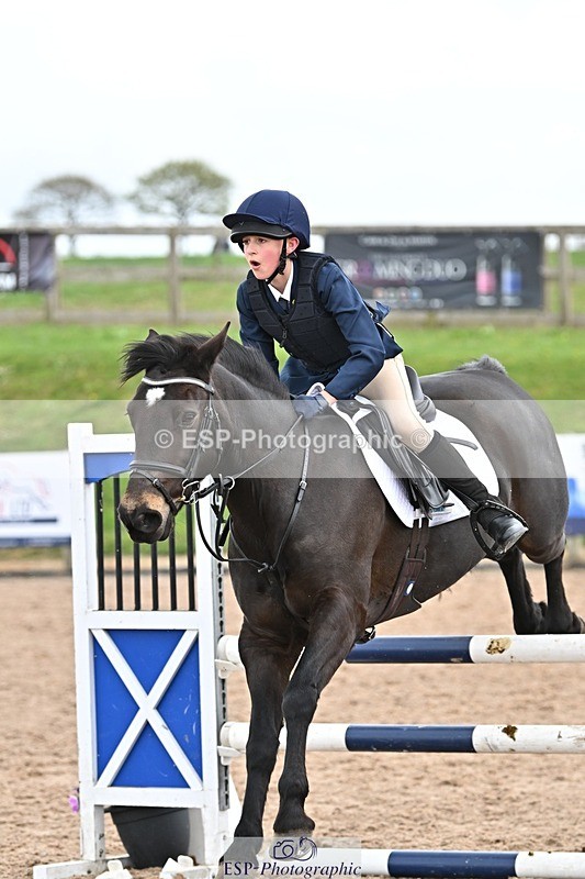 250414-112548-00520 - 90cm Round 1