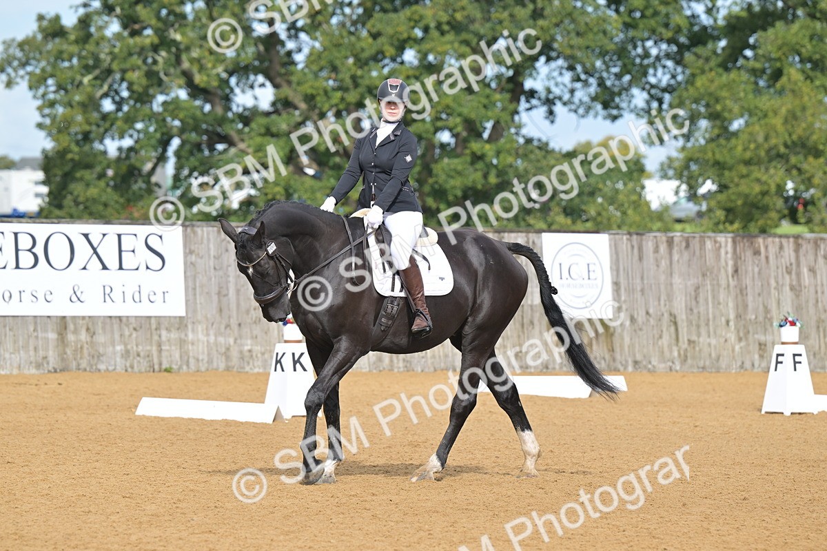 SBM_03717 - D2 - Small Tour Championship Intro 2