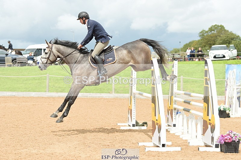 230813A-132228-13230 - Cls 49 Chard Eq 5yr Old Championship