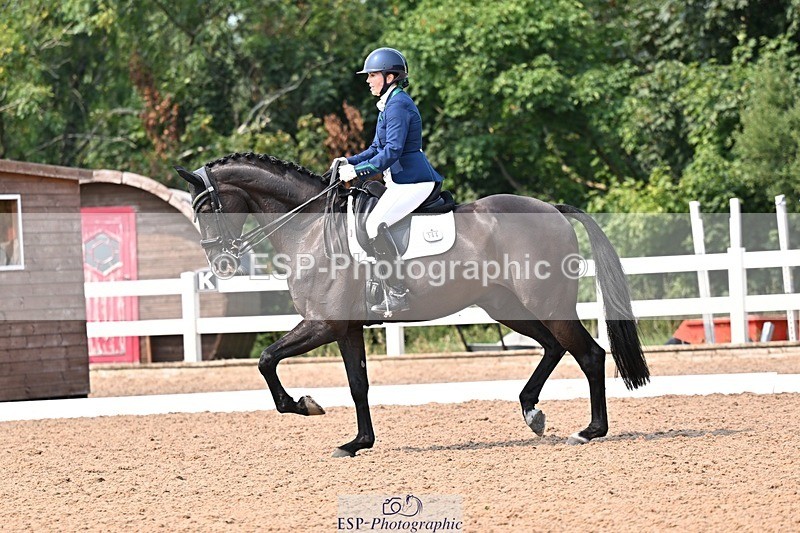 250816-143854-05422 - 144-Hayley.JamesKingstone-W