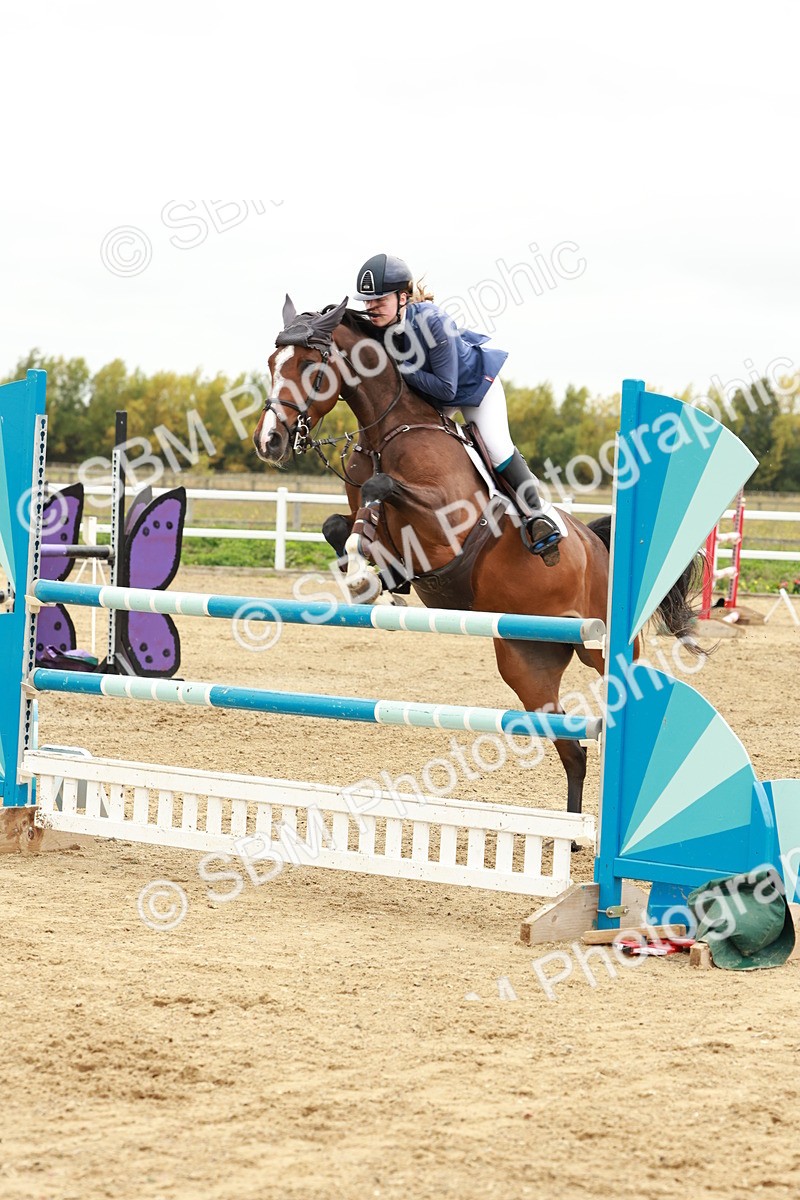 1I0A7834 - Class 4 - Senior Newcomers 1.10m