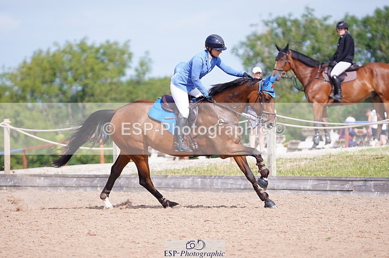 240802A-100212-03488 - Cls 15 Foxhunter