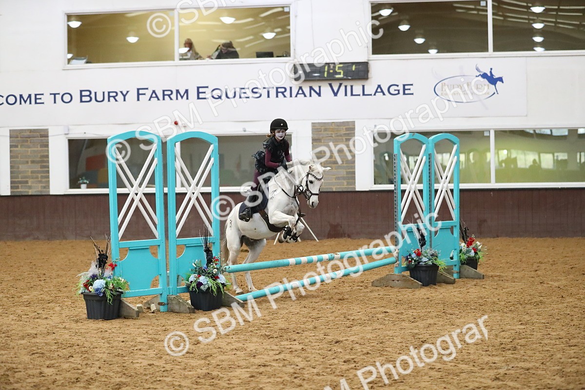 SBM_001943 - Class 3 - Horse & Hound