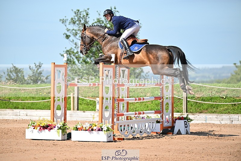 240718A-103130-04545 - Cls 1, 3 Star Small Tour 1.35m