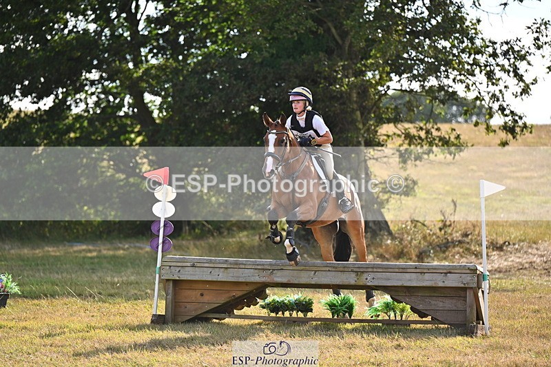 250803A-174119-18120 - S-861-Alexandra.Reeve-FOREVER.UNIQUE.II