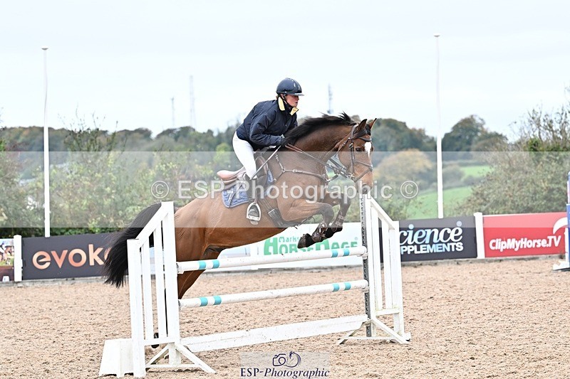 251015-135349-00664 - Cls 4 Newcomers and 1.10m Open