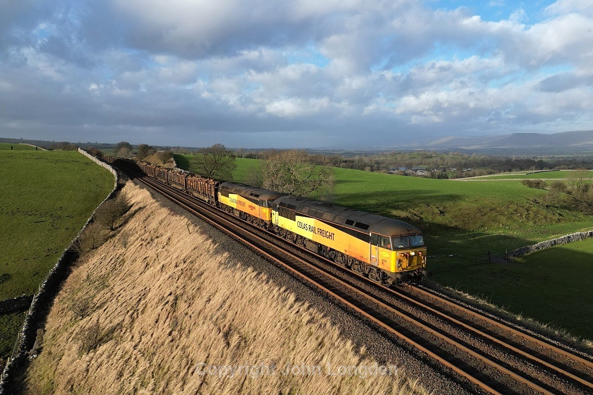 JL - 24.1.24 56105 & 56049 6J37 Carlisle - Chirk, Waitby Common - Waitby Common